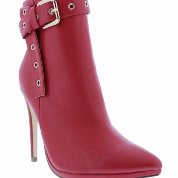 Shoes - 🔥Sale🔥Red ankle boots